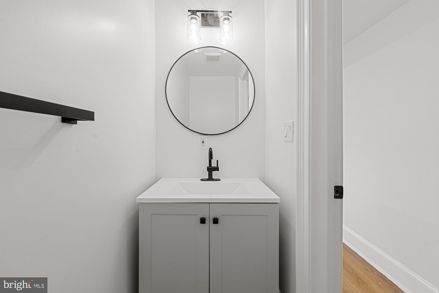 15 SEATON PL NE #1, WASHINGTON, District Of Columbia 20002, 3 Bedrooms Bedrooms, ,2 BathroomsBathrooms,Residential,For sale,15 SEATON PL NE #1,DCDC2215594 MLS # DCDC2215594