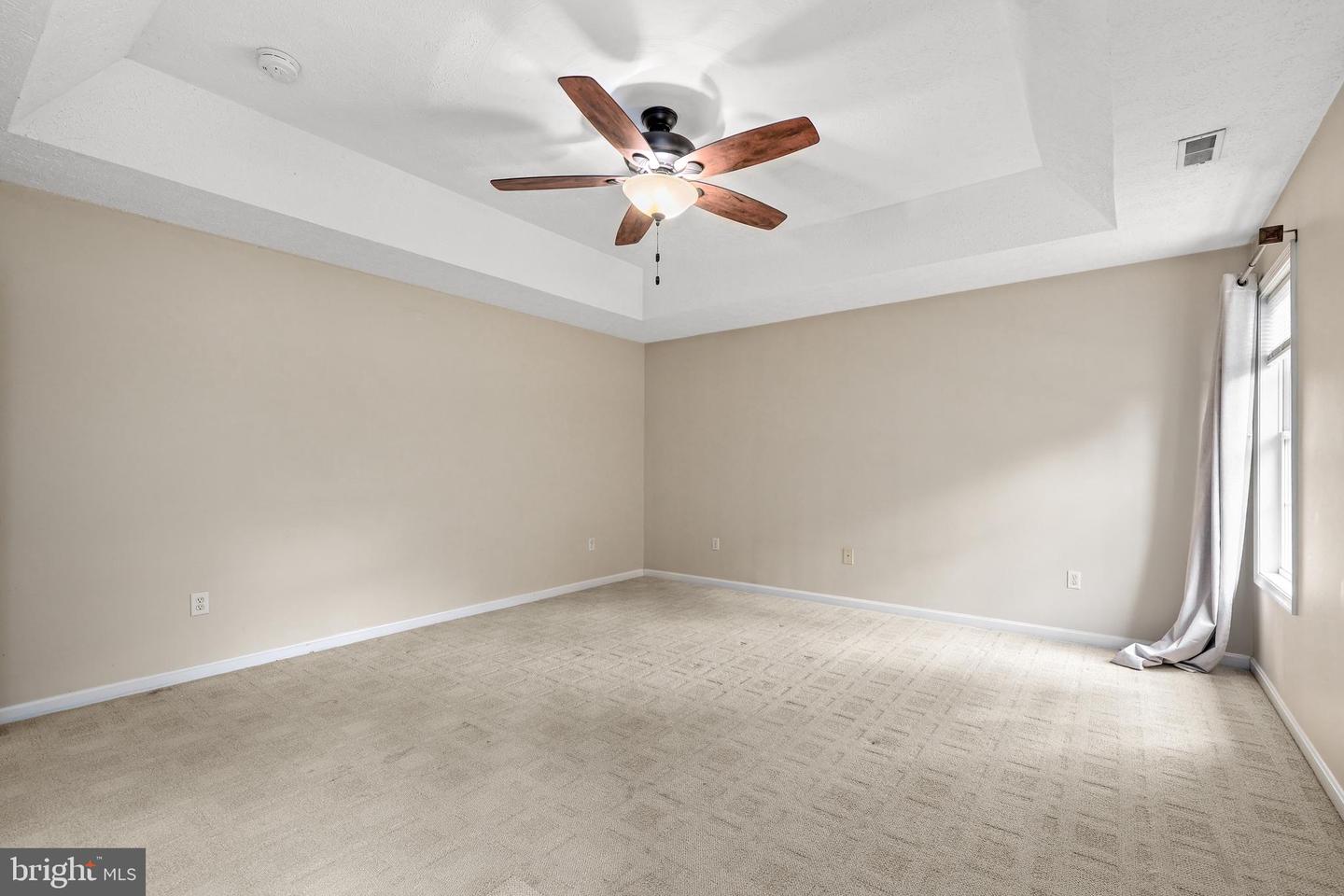 127 KINROSS DR, WINCHESTER, Virginia 22602, 5 Bedrooms Bedrooms, ,3 BathroomsBathrooms,Residential,For sale,127 KINROSS DR,VAFV2036226 MLS # VAFV2036226