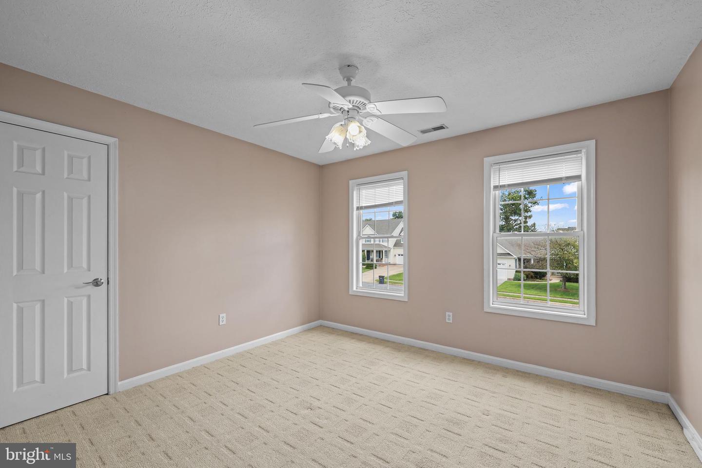 127 KINROSS DR, WINCHESTER, Virginia 22602, 5 Bedrooms Bedrooms, ,3 BathroomsBathrooms,Residential,For sale,127 KINROSS DR,VAFV2036226 MLS # VAFV2036226