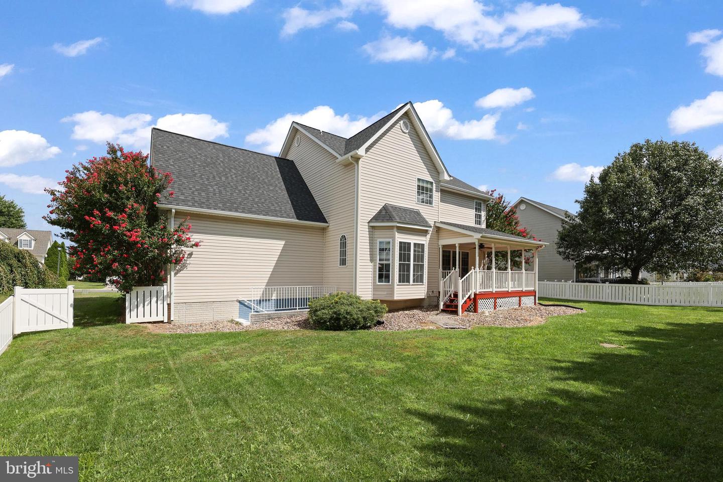 127 KINROSS DR, WINCHESTER, Virginia 22602, 5 Bedrooms Bedrooms, ,3 BathroomsBathrooms,Residential,For sale,127 KINROSS DR,VAFV2036226 MLS # VAFV2036226
