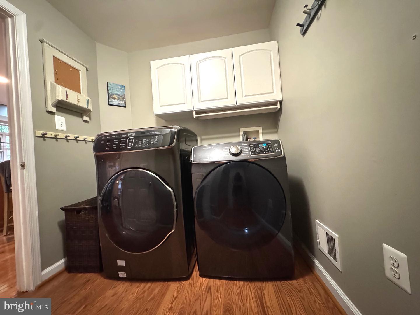 5437 ROSEHAVEN CT, WARRENTON, Virginia 20187, 4 Bedrooms Bedrooms, ,4 BathroomsBathrooms,Residential,For sale,5437 ROSEHAVEN CT,VAFQ2017970 MLS # VAFQ2017970