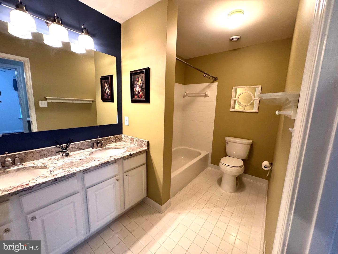 5437 ROSEHAVEN CT, WARRENTON, Virginia 20187, 4 Bedrooms Bedrooms, ,4 BathroomsBathrooms,Residential,For sale,5437 ROSEHAVEN CT,VAFQ2017970 MLS # VAFQ2017970