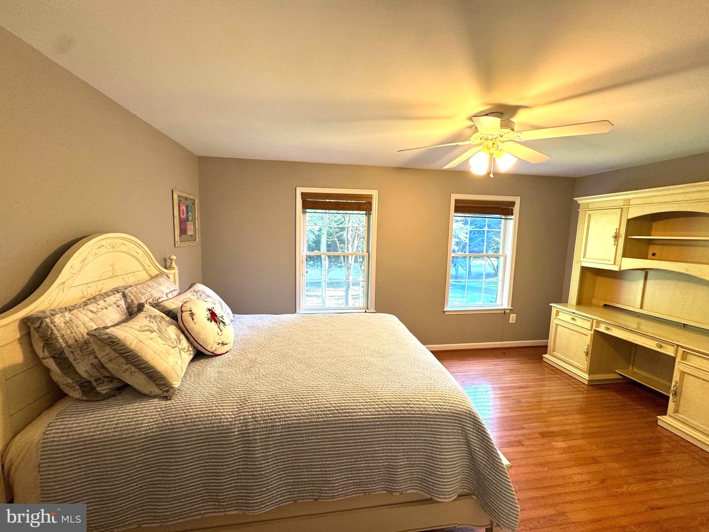 5437 ROSEHAVEN CT, WARRENTON, Virginia 20187, 4 Bedrooms Bedrooms, ,4 BathroomsBathrooms,Residential,For sale,5437 ROSEHAVEN CT,VAFQ2017970 MLS # VAFQ2017970