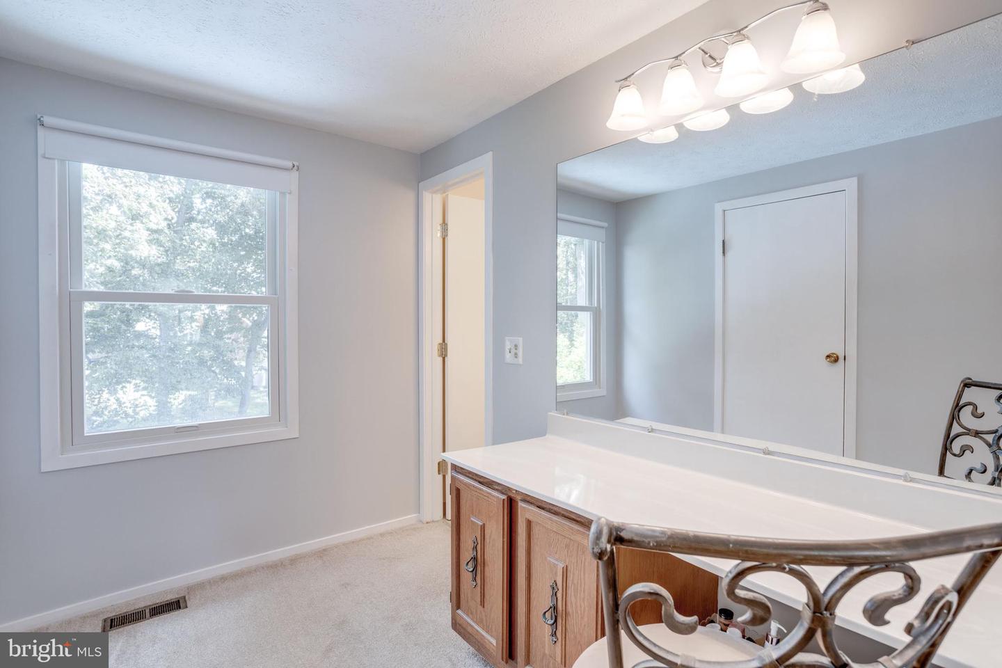 8335 TERRA GRANDE AVE, SPRINGFIELD, Virginia 22153, 5 Bedrooms Bedrooms, ,3 BathroomsBathrooms,Residential,For sale,8335 TERRA GRANDE AVE,VAFX2262544 MLS # VAFX2262544