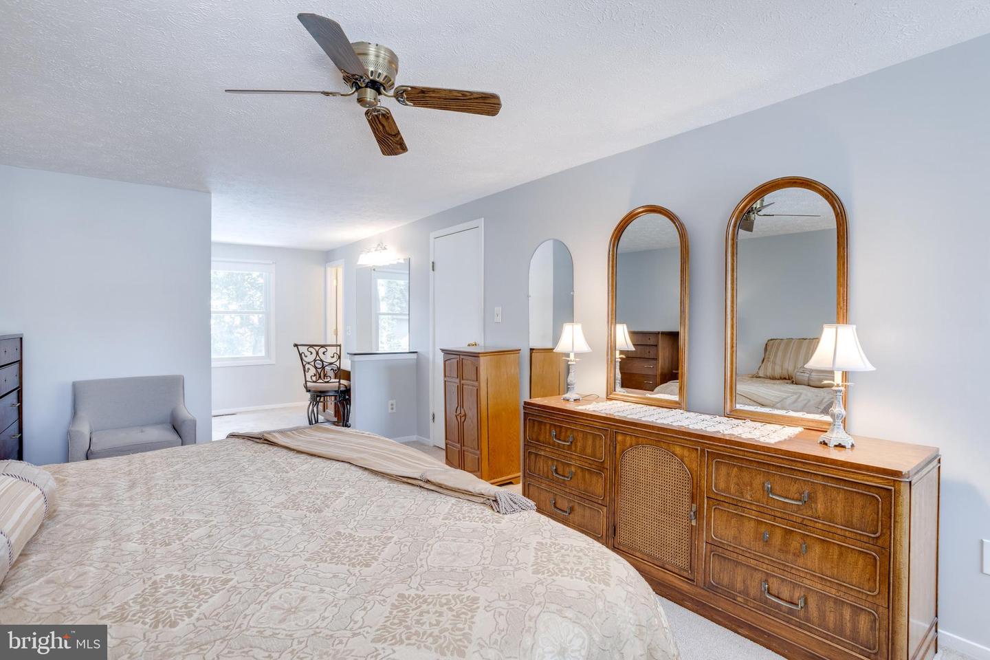8335 TERRA GRANDE AVE, SPRINGFIELD, Virginia 22153, 5 Bedrooms Bedrooms, ,3 BathroomsBathrooms,Residential,For sale,8335 TERRA GRANDE AVE,VAFX2262544 MLS # VAFX2262544
