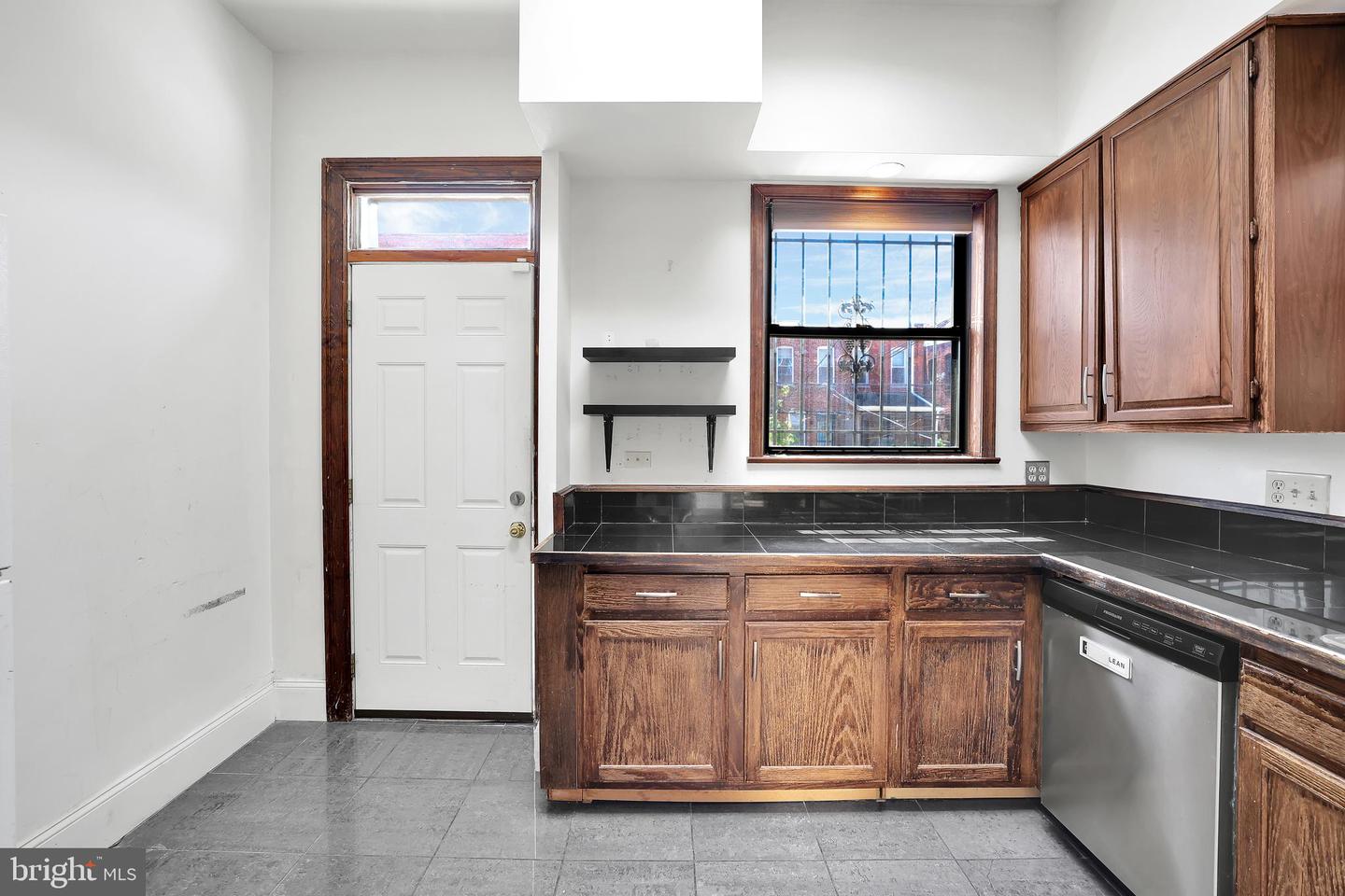 1828 CALIFORNIA ST NW, WASHINGTON, District Of Columbia 20009, 8 Bedrooms Bedrooms, ,7 BathroomsBathrooms,Residential,For sale,1828 CALIFORNIA ST NW,DCDC2216194 MLS # DCDC2216194