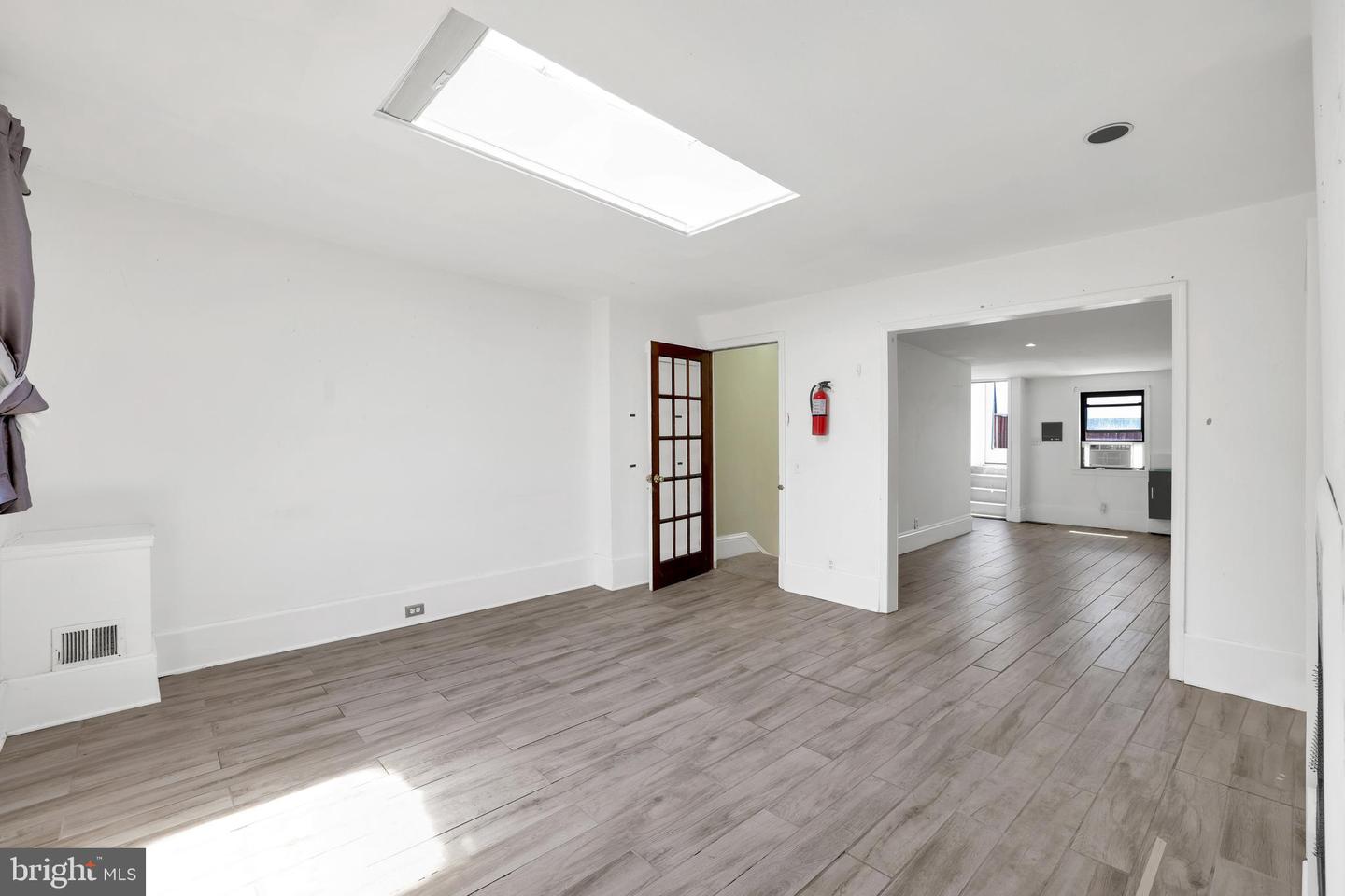 1828 CALIFORNIA ST NW, WASHINGTON, District Of Columbia 20009, 8 Bedrooms Bedrooms, ,7 BathroomsBathrooms,Residential,For sale,1828 CALIFORNIA ST NW,DCDC2216194 MLS # DCDC2216194