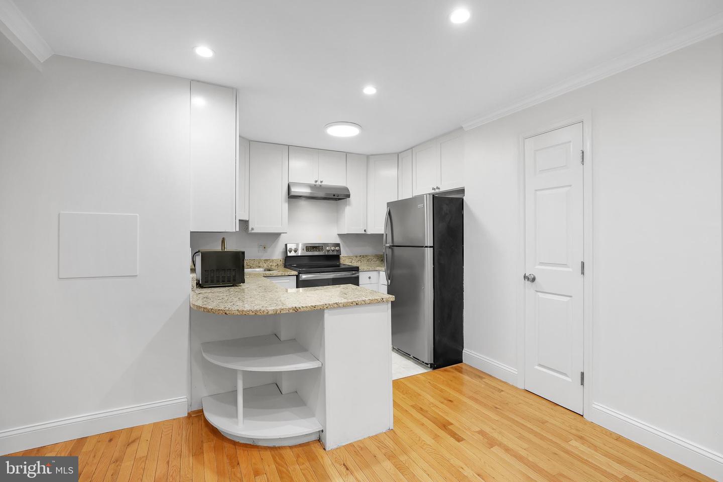 1828 CALIFORNIA ST NW, WASHINGTON, District Of Columbia 20009, 8 Bedrooms Bedrooms, ,7 BathroomsBathrooms,Residential,For sale,1828 CALIFORNIA ST NW,DCDC2216194 MLS # DCDC2216194