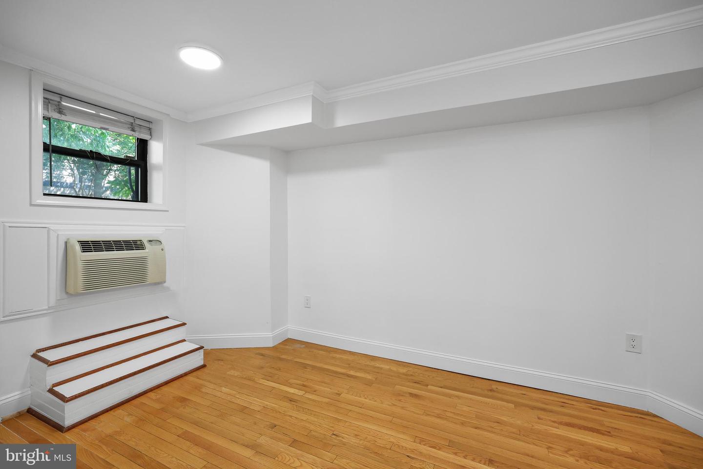 1828 CALIFORNIA ST NW, WASHINGTON, District Of Columbia 20009, 8 Bedrooms Bedrooms, ,7 BathroomsBathrooms,Residential,For sale,1828 CALIFORNIA ST NW,DCDC2216194 MLS # DCDC2216194