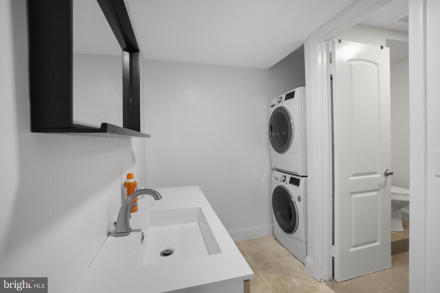 1828 CALIFORNIA ST NW, WASHINGTON, District Of Columbia 20009, 8 Bedrooms Bedrooms, ,7 BathroomsBathrooms,Residential,For sale,1828 CALIFORNIA ST NW,DCDC2216194 MLS # DCDC2216194
