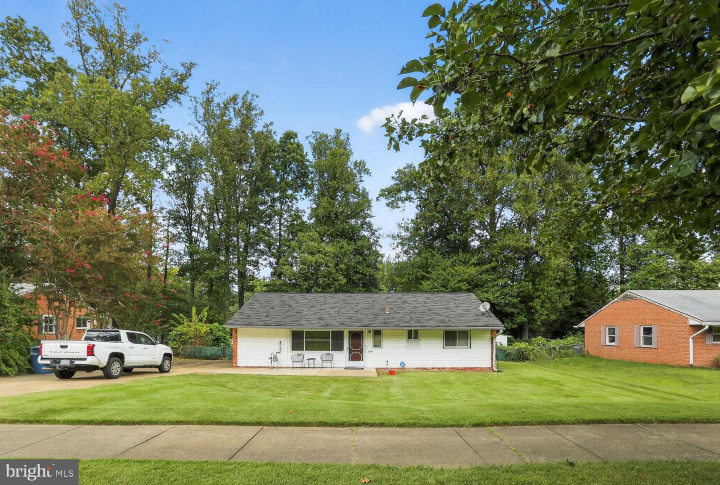 7204 LEESVILLE BLVD, SPRINGFIELD, Virginia 22151, 3 Bedrooms Bedrooms, ,1 BathroomBathrooms,Residential,For sale,7204 LEESVILLE BLVD,VAFX2263266 MLS # VAFX2263266