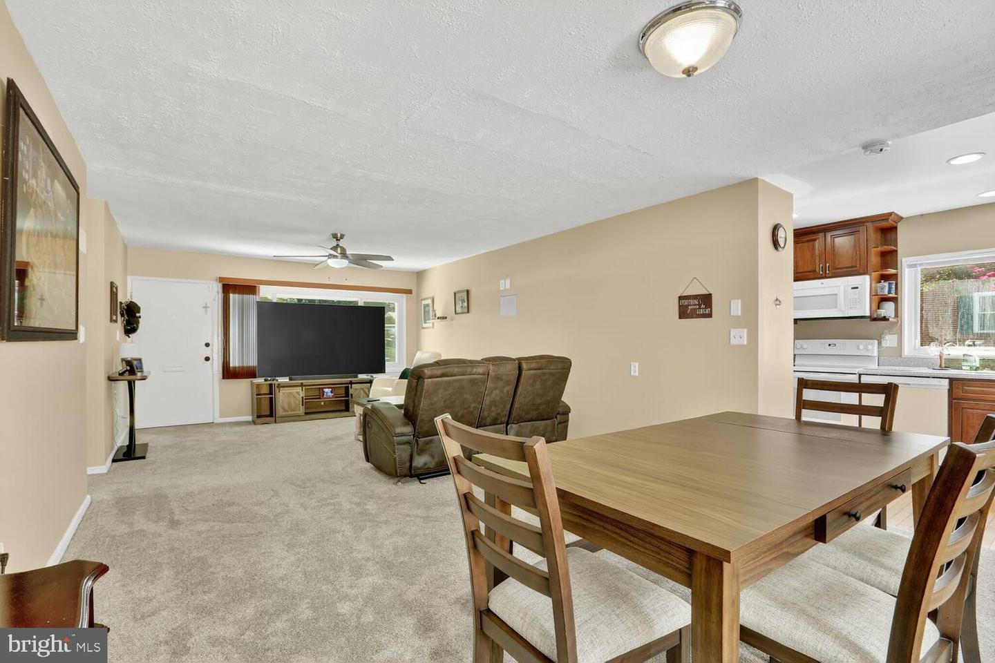 7204 LEESVILLE BLVD, SPRINGFIELD, Virginia 22151, 3 Bedrooms Bedrooms, ,1 BathroomBathrooms,Residential,For sale,7204 LEESVILLE BLVD,VAFX2263266 MLS # VAFX2263266