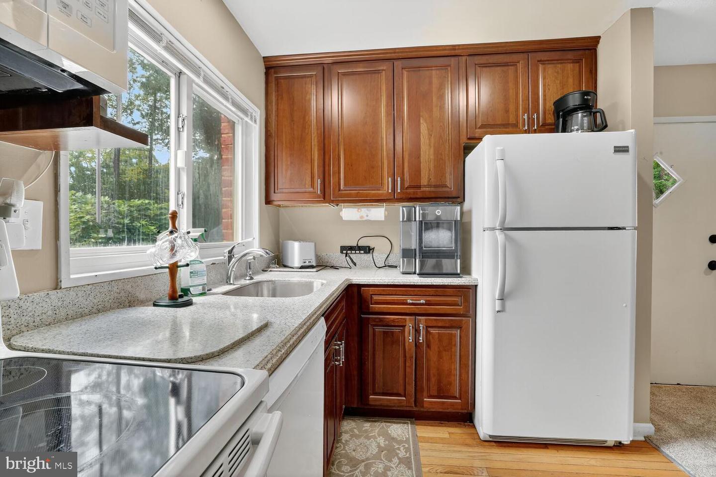 7204 LEESVILLE BLVD, SPRINGFIELD, Virginia 22151, 3 Bedrooms Bedrooms, ,1 BathroomBathrooms,Residential,For sale,7204 LEESVILLE BLVD,VAFX2263266 MLS # VAFX2263266