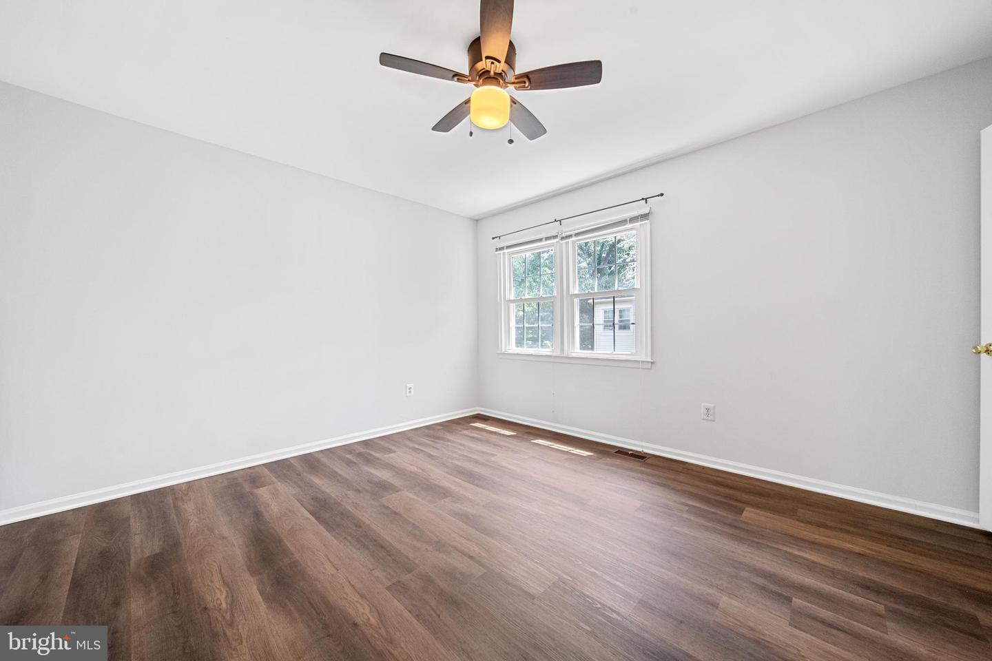 6105 HERON POND CT, BURKE, Virginia 22015, 3 Bedrooms Bedrooms, ,3 BathroomsBathrooms,Residential,For sale,6105 HERON POND CT,VAFX2263746 MLS # VAFX2263746