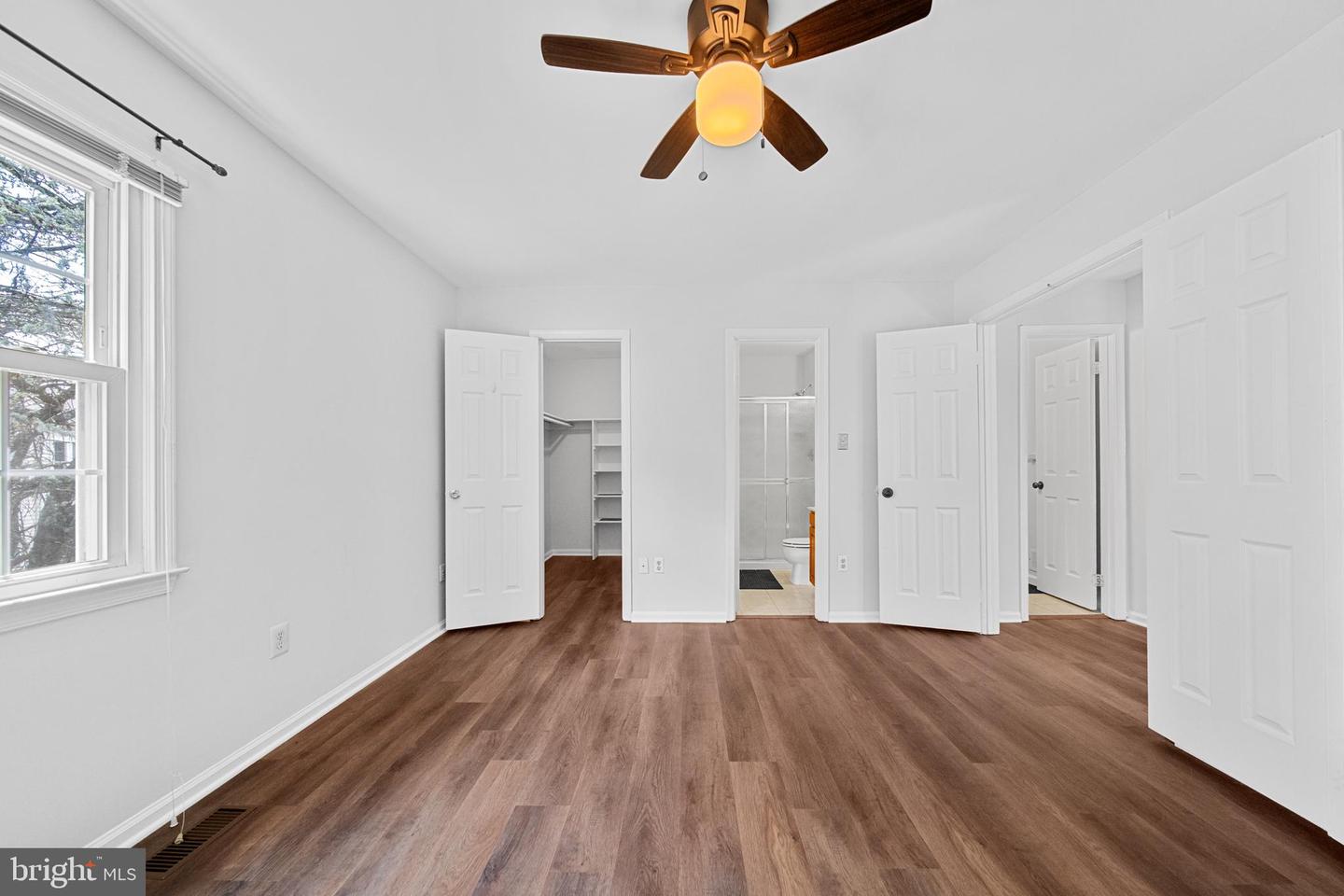 6105 HERON POND CT, BURKE, Virginia 22015, 3 Bedrooms Bedrooms, ,3 BathroomsBathrooms,Residential,For sale,6105 HERON POND CT,VAFX2263746 MLS # VAFX2263746