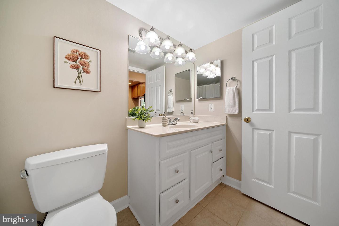 118 WESTWICK CT #4, STERLING, Virginia 20165, 2 Bedrooms Bedrooms, ,1 BathroomBathrooms,Residential,For sale,118 WESTWICK CT #4,VALO2105518 MLS # VALO2105518