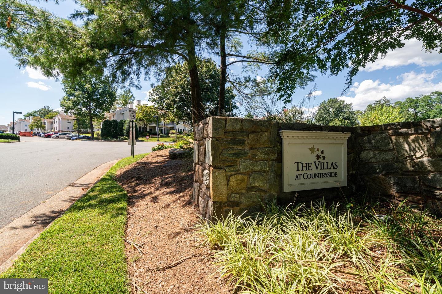 118 WESTWICK CT #4, STERLING, Virginia 20165, 2 Bedrooms Bedrooms, ,1 BathroomBathrooms,Residential,For sale,118 WESTWICK CT #4,VALO2105518 MLS # VALO2105518