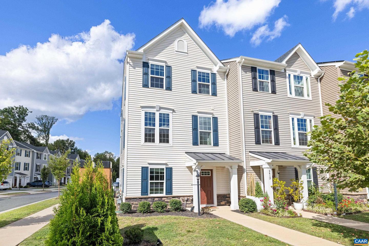 2415 CRESCENT WAY, CHARLOTTESVILLE, Virginia 22911, 4 Bedrooms Bedrooms, ,3 BathroomsBathrooms,Residential,For sale,2415 CRESCENT WAY,668316 MLS # 668316