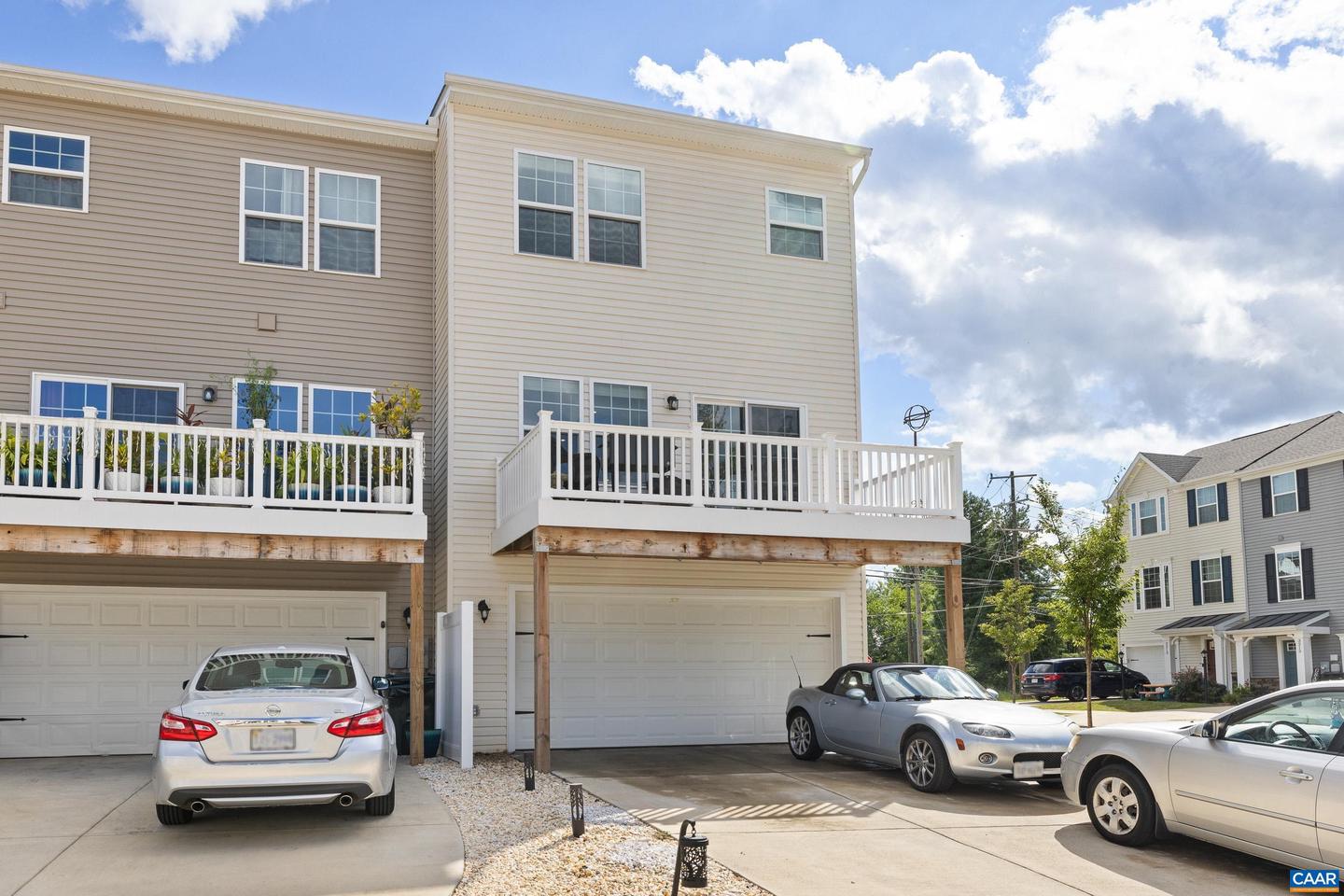 2415 CRESCENT WAY, CHARLOTTESVILLE, Virginia 22911, 4 Bedrooms Bedrooms, ,3 BathroomsBathrooms,Residential,For sale,2415 CRESCENT WAY,668316 MLS # 668316