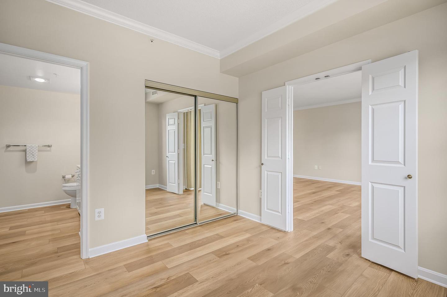 19350 MAGNOLIA GROVE SQ #303, LEESBURG, Virginia 20176, 2 Bedrooms Bedrooms, ,2 BathroomsBathrooms,Residential,For sale,19350 MAGNOLIA GROVE SQ #303,VALO2105588 MLS # VALO2105588