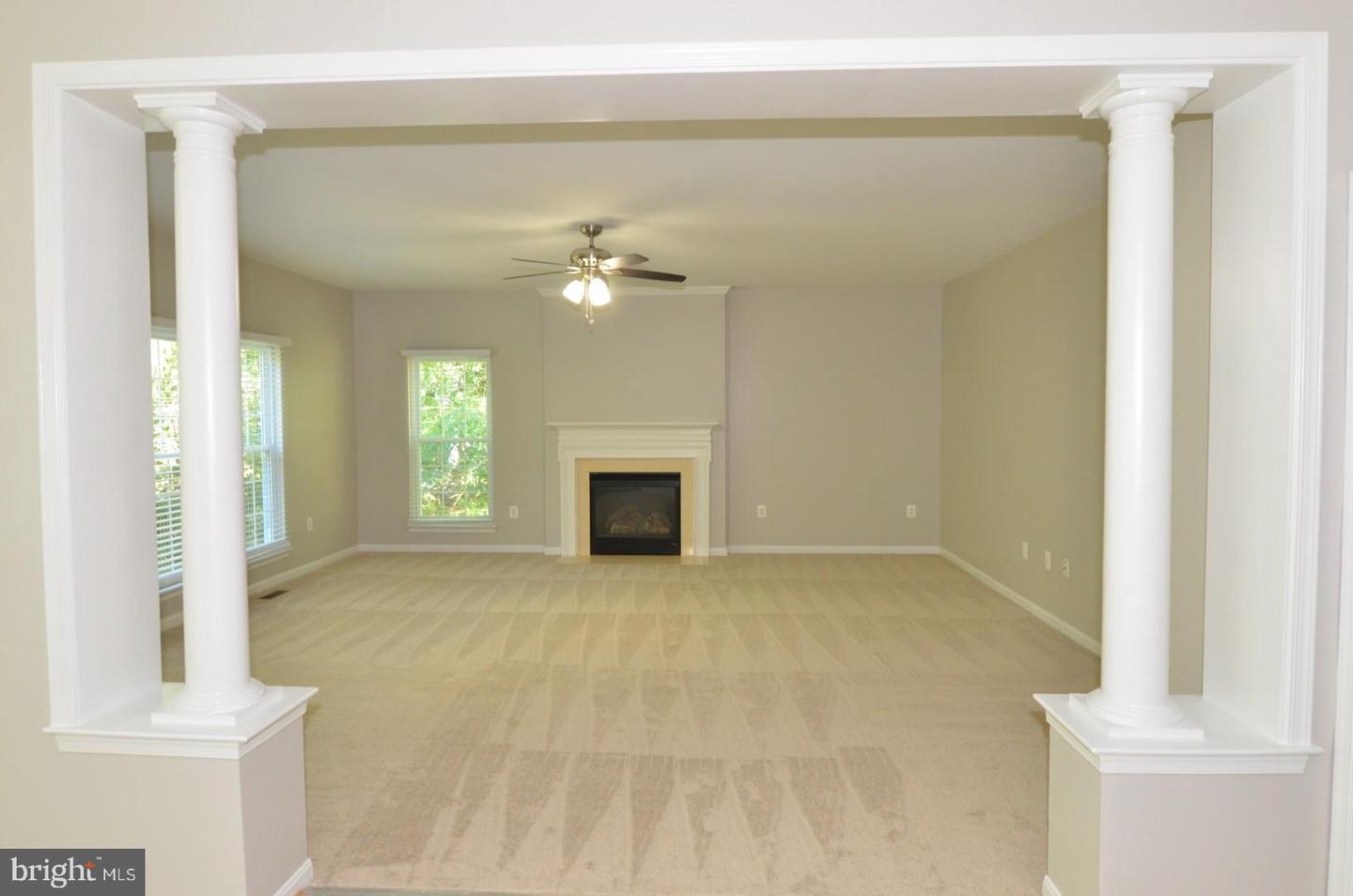 12148 RAIN SLICKER PL, NOKESVILLE, Virginia 20181, 6 Bedrooms Bedrooms, ,4 BathroomsBathrooms,Residential,For sale,12148 RAIN SLICKER PL,VAPW2102826 MLS # VAPW2102826