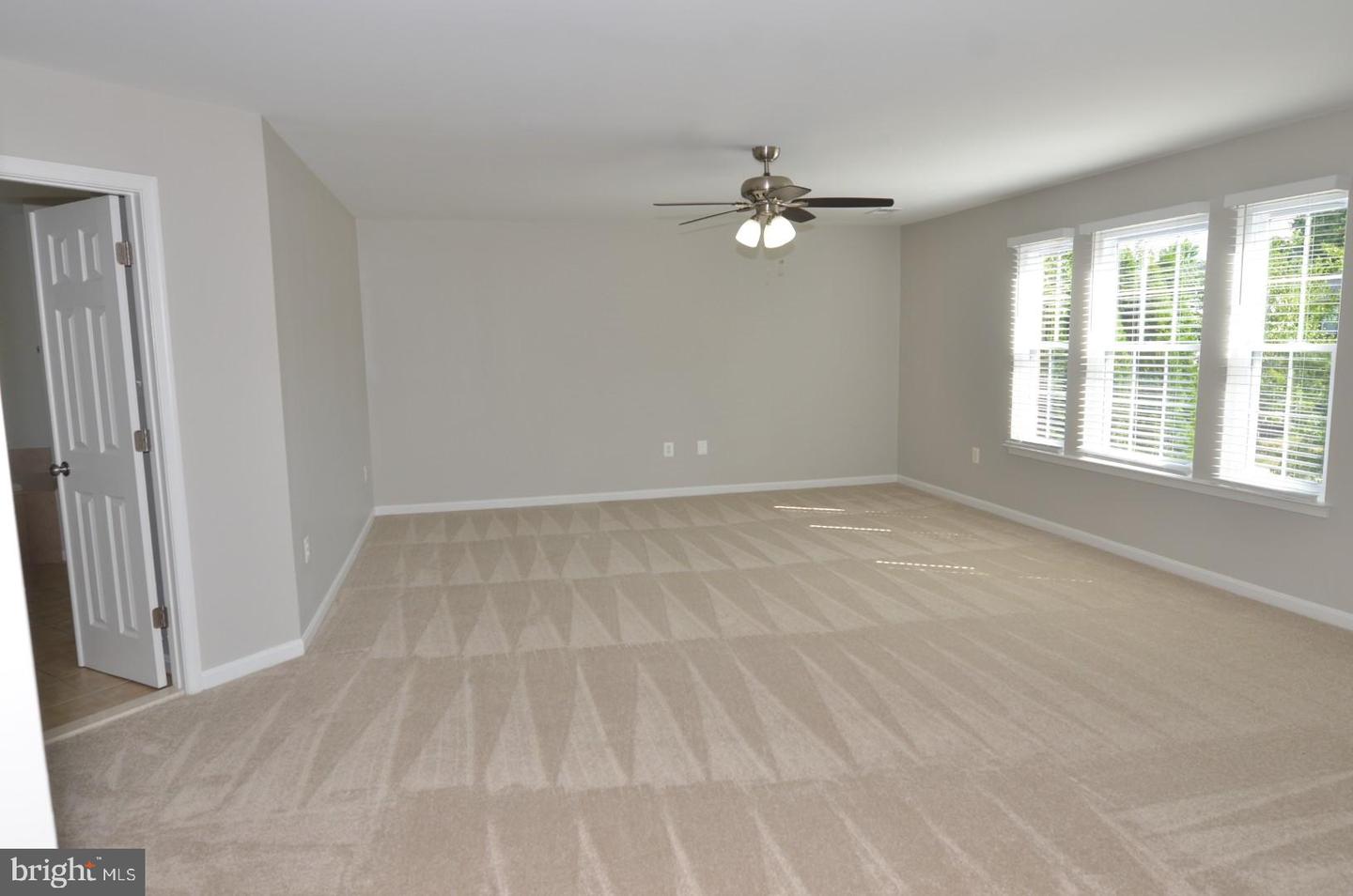 12148 RAIN SLICKER PL, NOKESVILLE, Virginia 20181, 6 Bedrooms Bedrooms, ,4 BathroomsBathrooms,Residential,For sale,12148 RAIN SLICKER PL,VAPW2102826 MLS # VAPW2102826