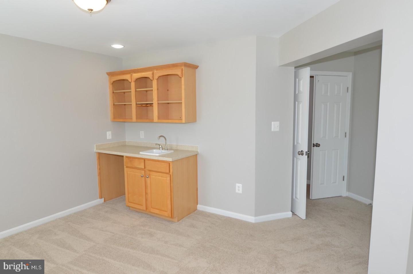 12148 RAIN SLICKER PL, NOKESVILLE, Virginia 20181, 6 Bedrooms Bedrooms, ,4 BathroomsBathrooms,Residential,For sale,12148 RAIN SLICKER PL,VAPW2102826 MLS # VAPW2102826