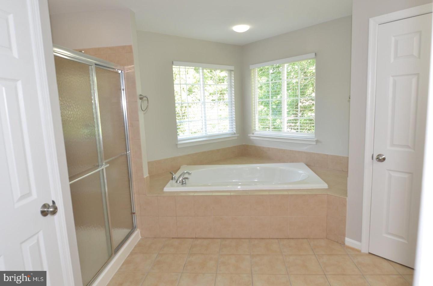 12148 RAIN SLICKER PL, NOKESVILLE, Virginia 20181, 6 Bedrooms Bedrooms, ,4 BathroomsBathrooms,Residential,For sale,12148 RAIN SLICKER PL,VAPW2102826 MLS # VAPW2102826