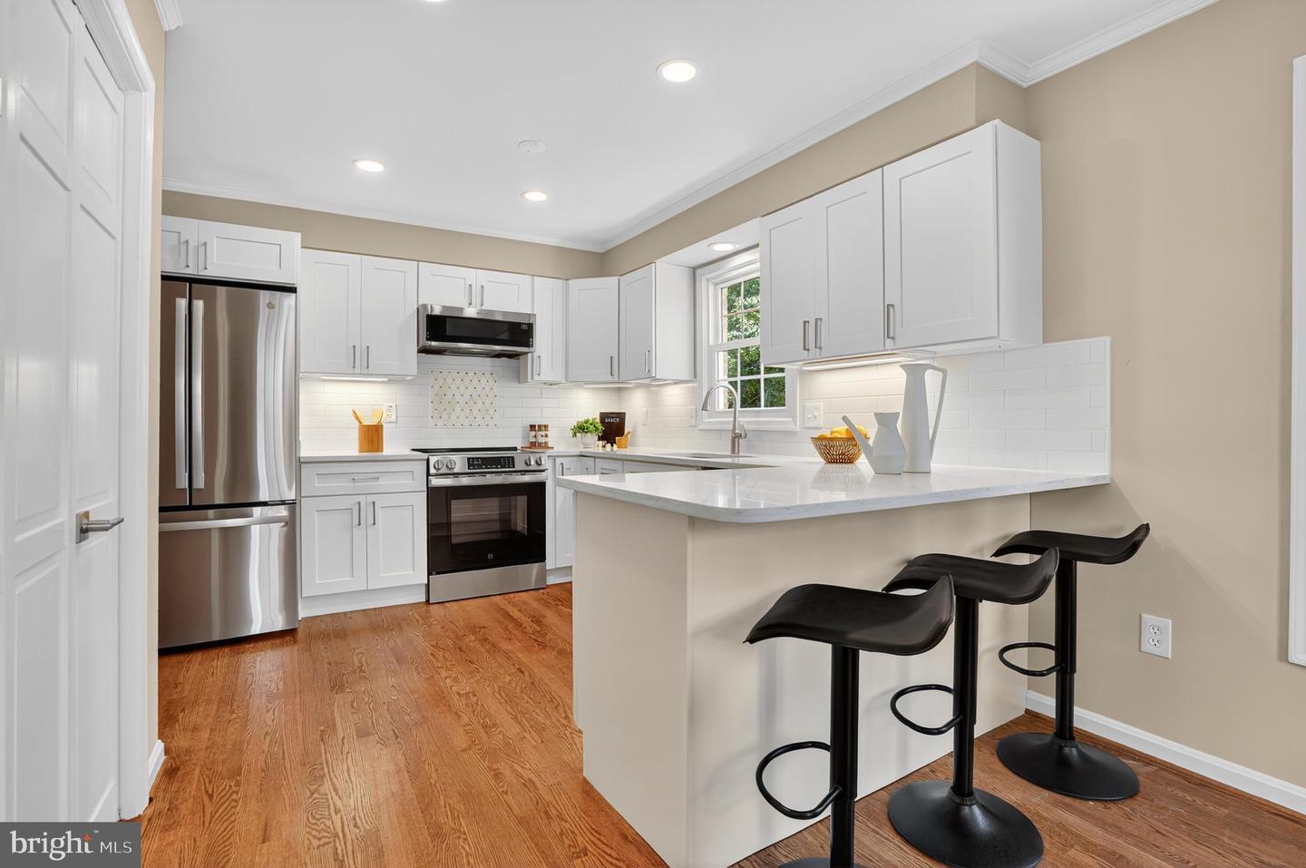 4612 4TH RD N, ARLINGTON, Virginia 22203, 3 Bedrooms Bedrooms, ,2 BathroomsBathrooms,Residential,For sale,4612 4TH RD N,VAAR2062888 MLS # VAAR2062888