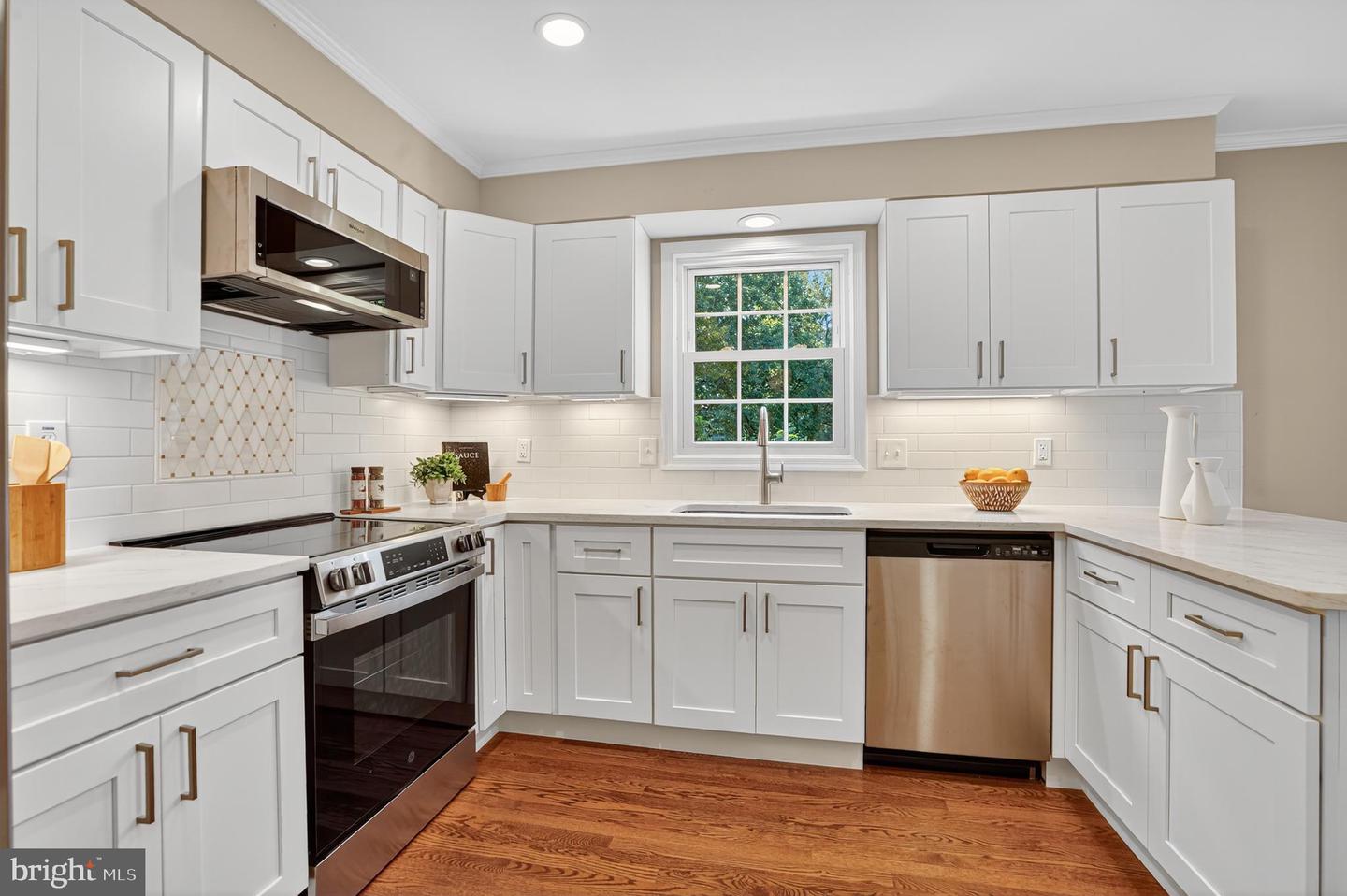 4612 4TH RD N, ARLINGTON, Virginia 22203, 3 Bedrooms Bedrooms, ,2 BathroomsBathrooms,Residential,For sale,4612 4TH RD N,VAAR2062888 MLS # VAAR2062888