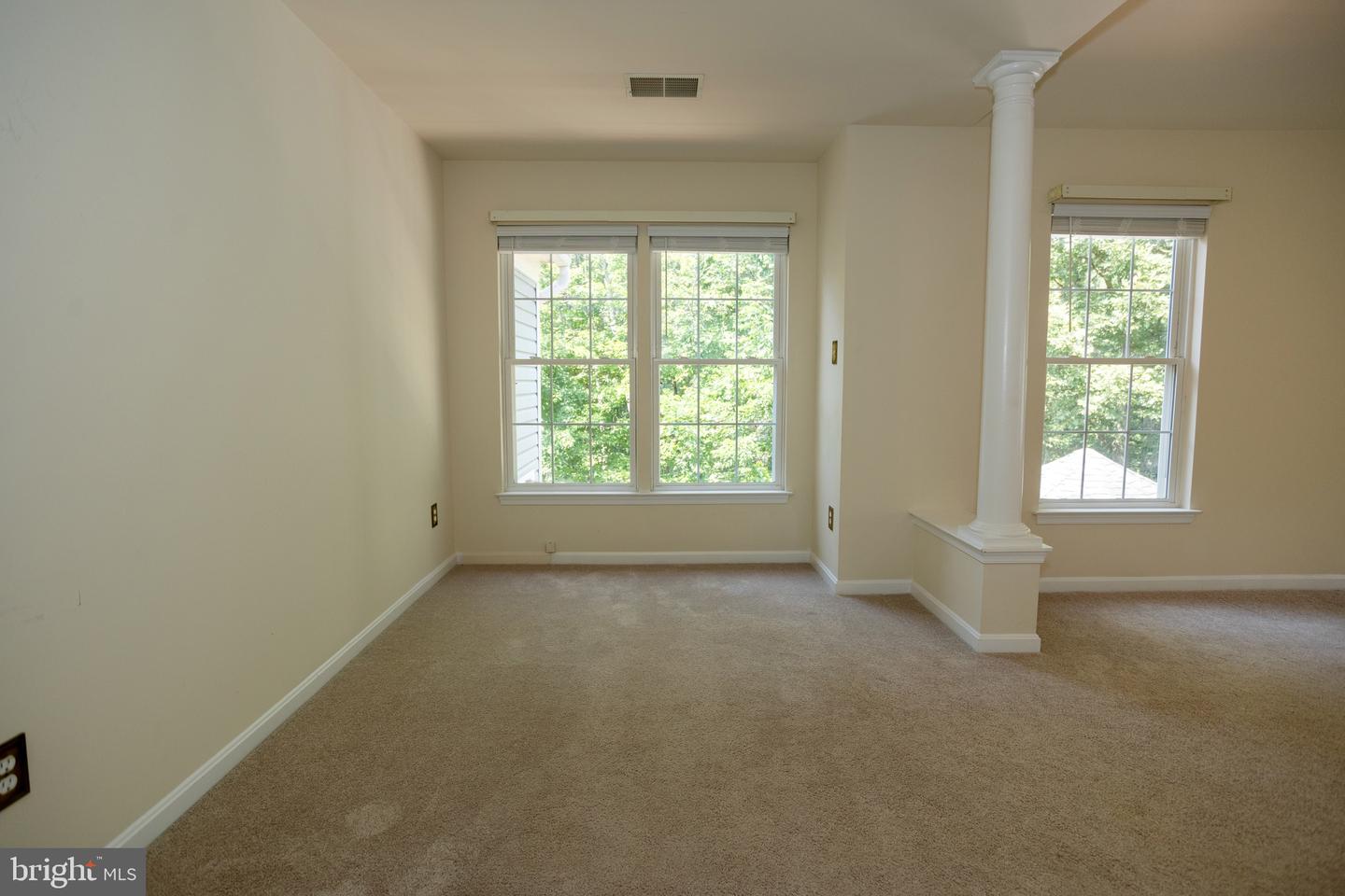 15169 WINDY HOLLOW CIR, GAINESVILLE, Virginia 20155, 4 Bedrooms Bedrooms, ,4 BathroomsBathrooms,Residential,For sale,15169 WINDY HOLLOW CIR,VAPW2102872 MLS # VAPW2102872