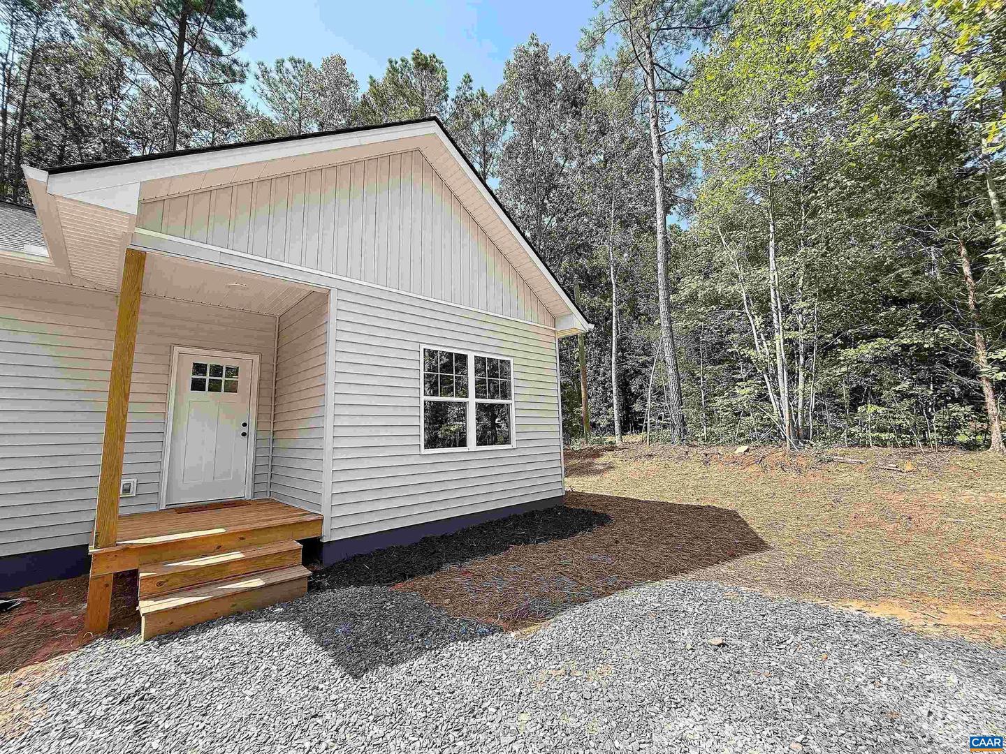 197 SLATE RIVER TRL, ARVONIA, Virginia 23004, 3 Bedrooms Bedrooms, ,2 BathroomsBathrooms,Residential,For sale,197 SLATE RIVER TRL,668355 MLS # 668355
