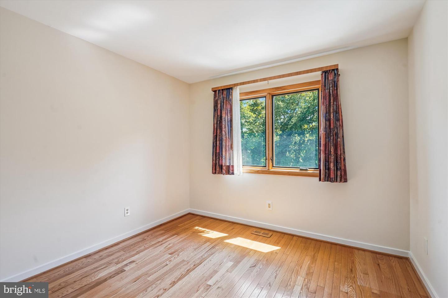 4720 DEER RUN CT, ALEXANDRIA, Virginia 22306, 3 Bedrooms Bedrooms, ,2 BathroomsBathrooms,Residential,For sale,4720 DEER RUN CT,VAFX2263978 MLS # VAFX2263978