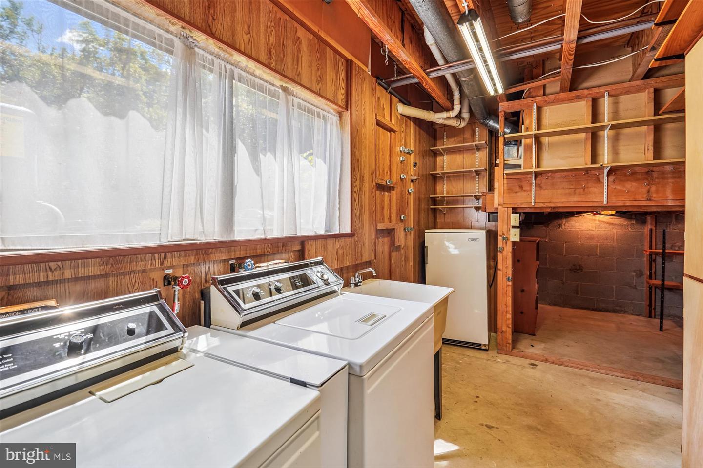 4720 DEER RUN CT, ALEXANDRIA, Virginia 22306, 3 Bedrooms Bedrooms, ,2 BathroomsBathrooms,Residential,For sale,4720 DEER RUN CT,VAFX2263978 MLS # VAFX2263978