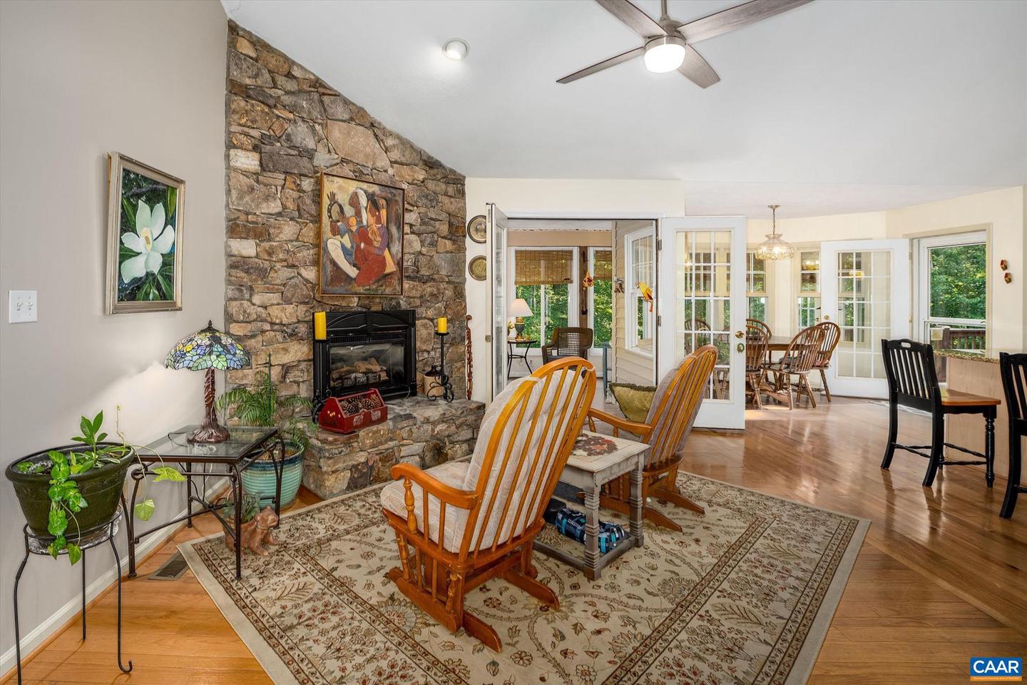 9165 TOTIER CREEK RD, SCOTTSVILLE, Virginia 24590, 3 Bedrooms Bedrooms, ,2 BathroomsBathrooms,Residential,For sale,9165 TOTIER CREEK RD,668356 MLS # 668356