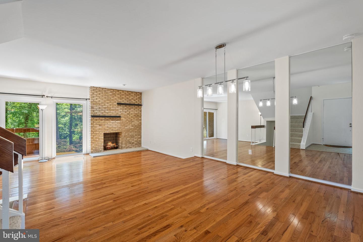 3187 READSBOROUGH CT, FAIRFAX, Virginia 22031, 4 Bedrooms Bedrooms, ,2 BathroomsBathrooms,Residential,For sale,3187 READSBOROUGH CT,VAFX2263988 MLS # VAFX2263988