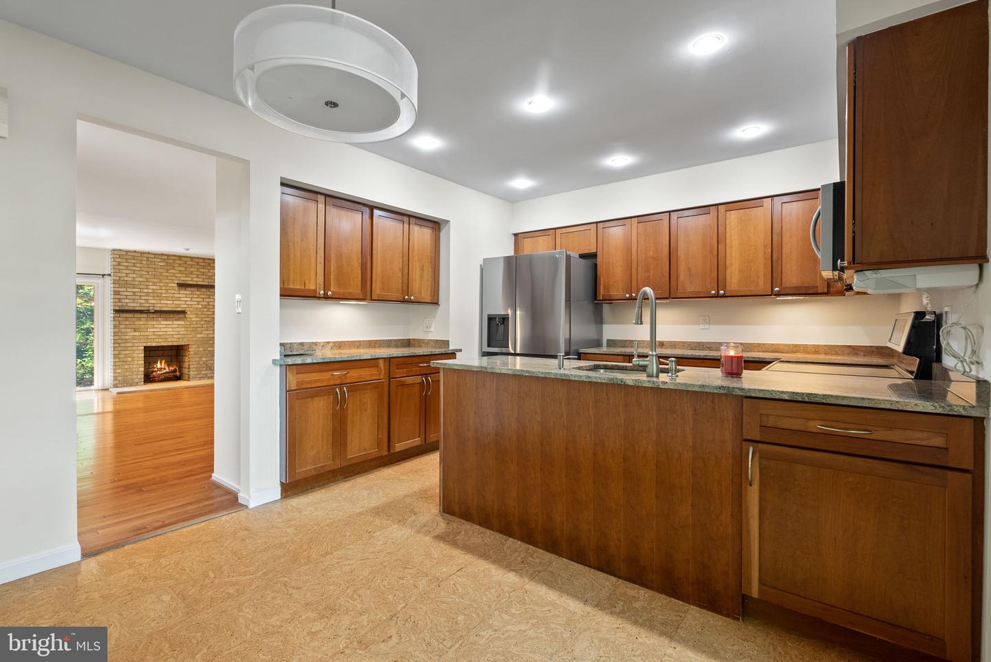 3187 READSBOROUGH CT, FAIRFAX, Virginia 22031, 4 Bedrooms Bedrooms, ,2 BathroomsBathrooms,Residential,For sale,3187 READSBOROUGH CT,VAFX2263988 MLS # VAFX2263988