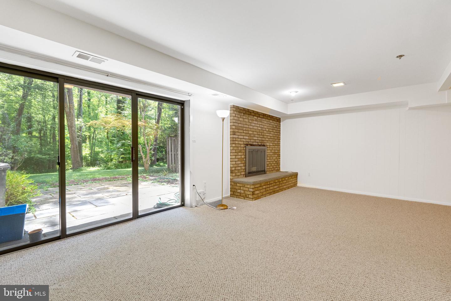 3187 READSBOROUGH CT, FAIRFAX, Virginia 22031, 4 Bedrooms Bedrooms, ,2 BathroomsBathrooms,Residential,For sale,3187 READSBOROUGH CT,VAFX2263988 MLS # VAFX2263988