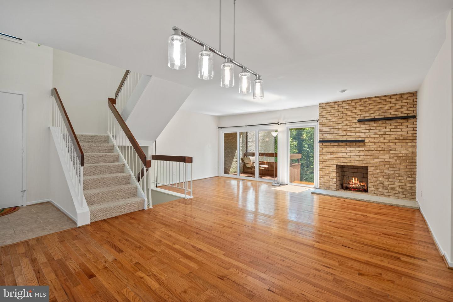 3187 READSBOROUGH CT, FAIRFAX, Virginia 22031, 4 Bedrooms Bedrooms, ,2 BathroomsBathrooms,Residential,For sale,3187 READSBOROUGH CT,VAFX2263988 MLS # VAFX2263988