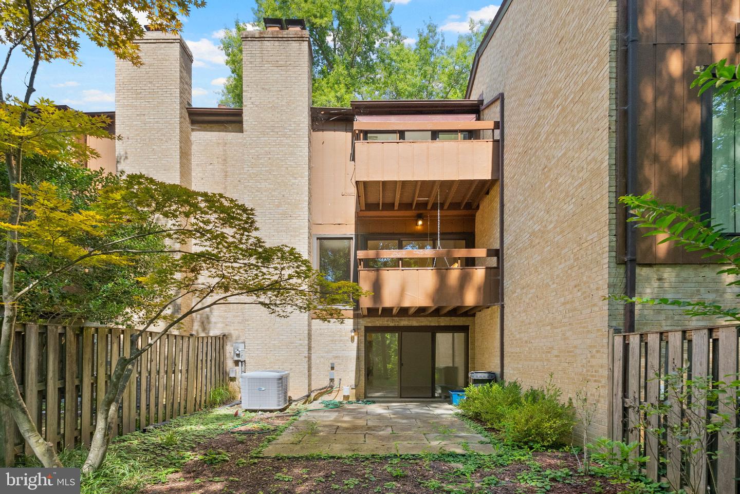 3187 READSBOROUGH CT, FAIRFAX, Virginia 22031, 4 Bedrooms Bedrooms, ,2 BathroomsBathrooms,Residential,For sale,3187 READSBOROUGH CT,VAFX2263988 MLS # VAFX2263988