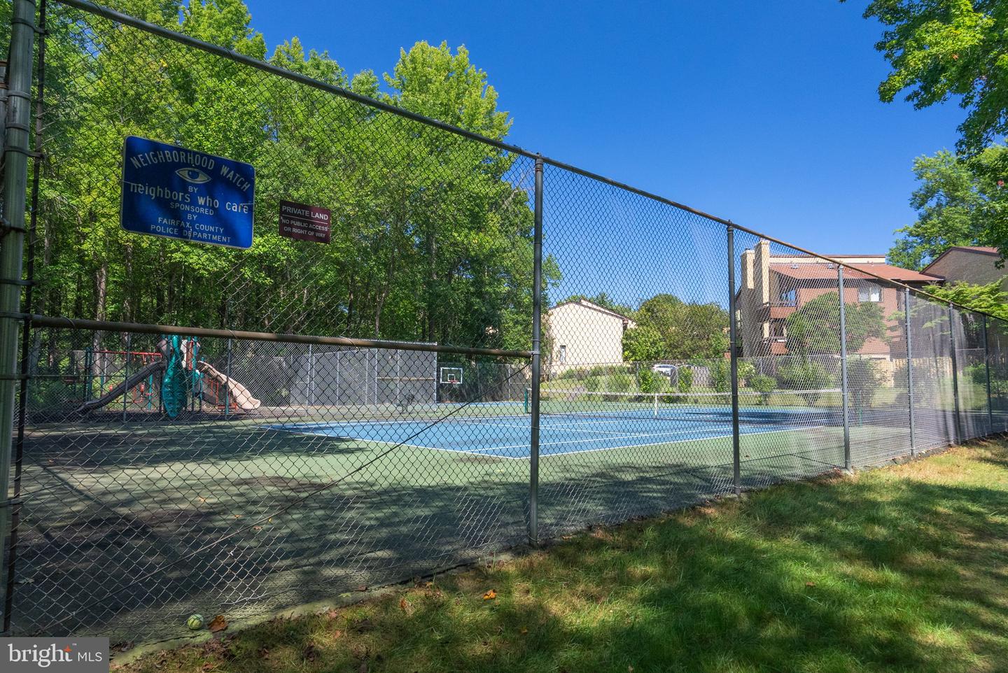 3187 READSBOROUGH CT, FAIRFAX, Virginia 22031, 4 Bedrooms Bedrooms, ,2 BathroomsBathrooms,Residential,For sale,3187 READSBOROUGH CT,VAFX2263988 MLS # VAFX2263988