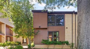 3187 READSBOROUGH CT, FAIRFAX, Virginia 22031, 4 Bedrooms Bedrooms, ,2 BathroomsBathrooms,Residential,For sale,3187 READSBOROUGH CT,VAFX2263988 MLS # VAFX2263988
