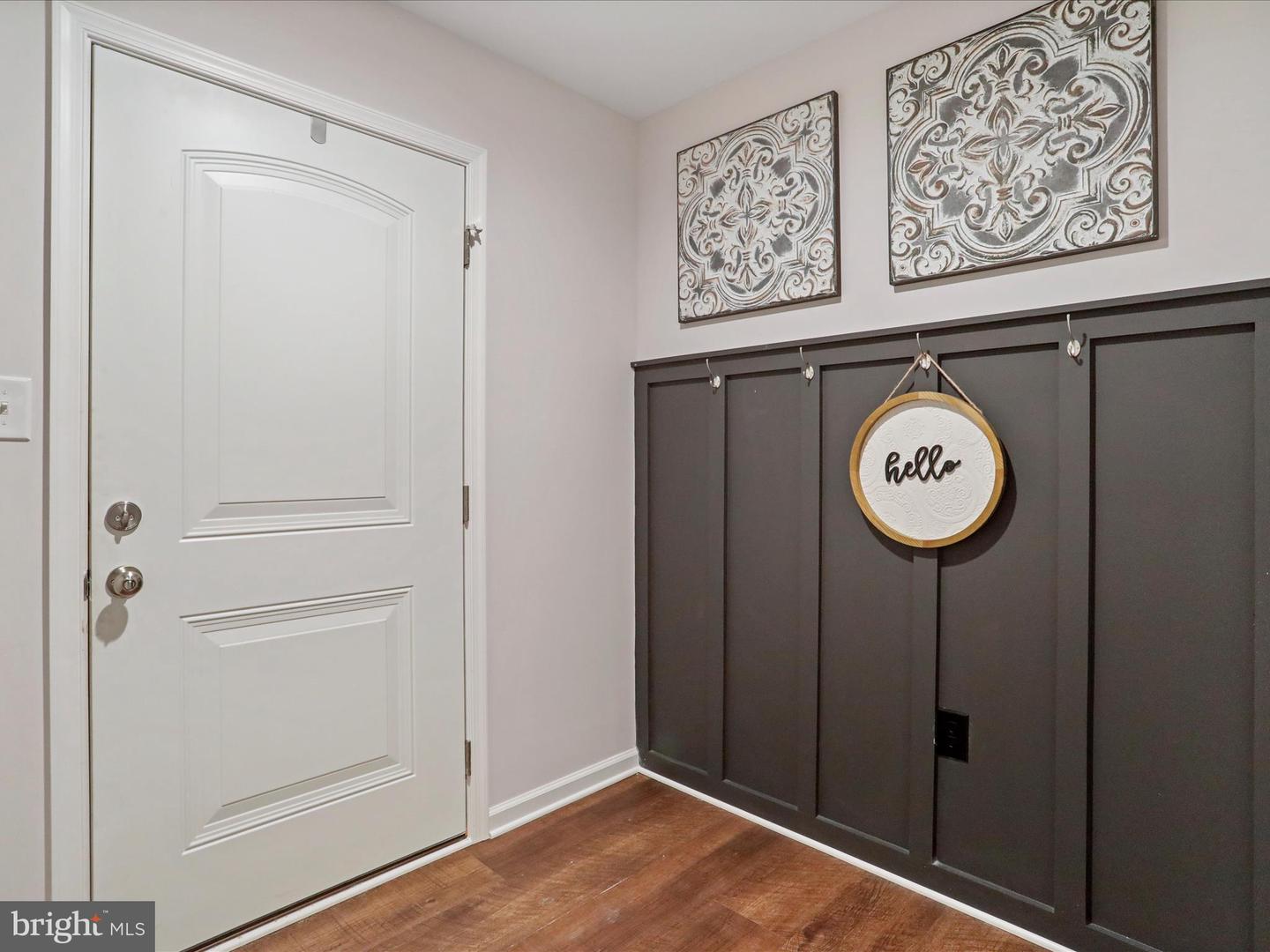 330 W 11TH ST, FRONT ROYAL, Virginia 22630, 3 Bedrooms Bedrooms, ,3 BathroomsBathrooms,Residential,For sale,330 W 11TH ST,VAWR2012144 MLS # VAWR2012144