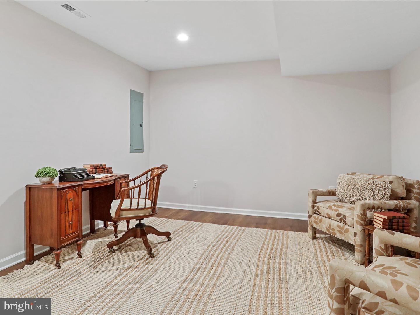 330 W 11TH ST, FRONT ROYAL, Virginia 22630, 3 Bedrooms Bedrooms, ,3 BathroomsBathrooms,Residential,For sale,330 W 11TH ST,VAWR2012144 MLS # VAWR2012144