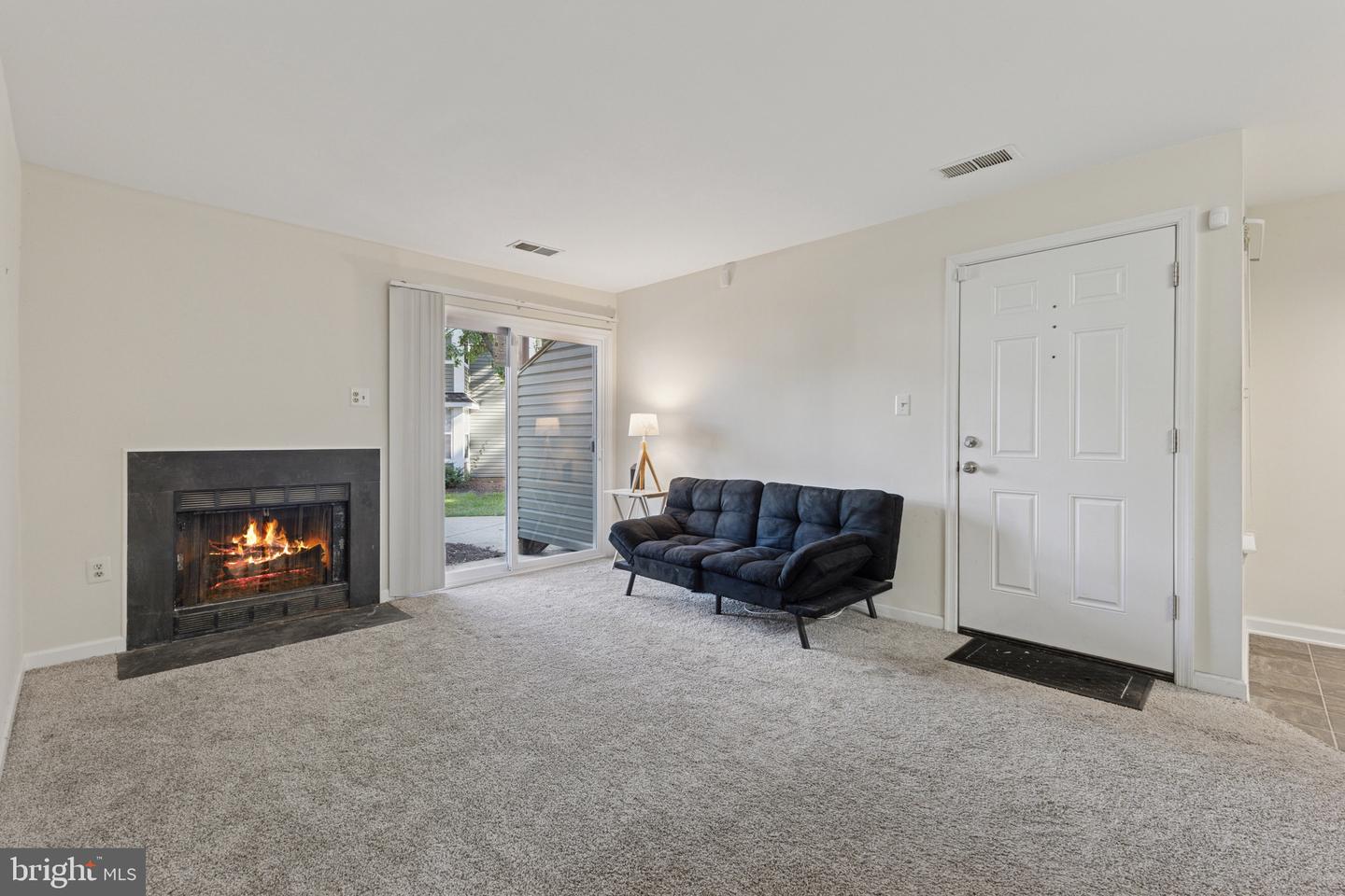 8629-B BEEKMAN PL, ALEXANDRIA, Virginia 22309, 1 Bedroom Bedrooms, ,1 BathroomBathrooms,Residential,For sale,8629-B BEEKMAN PL,VAFX2263992 MLS # VAFX2263992