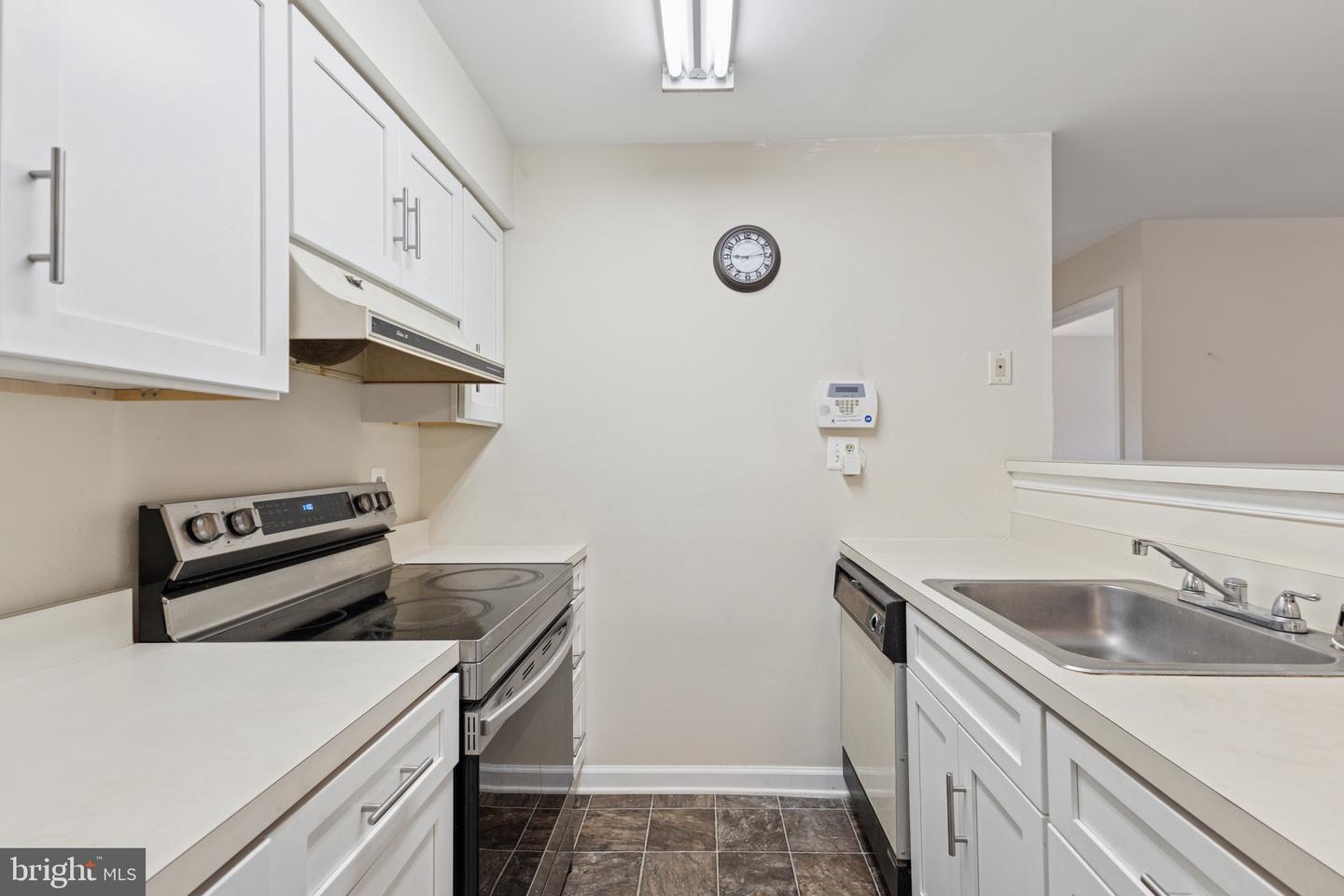8629-B BEEKMAN PL, ALEXANDRIA, Virginia 22309, 1 Bedroom Bedrooms, ,1 BathroomBathrooms,Residential,For sale,8629-B BEEKMAN PL,VAFX2263992 MLS # VAFX2263992