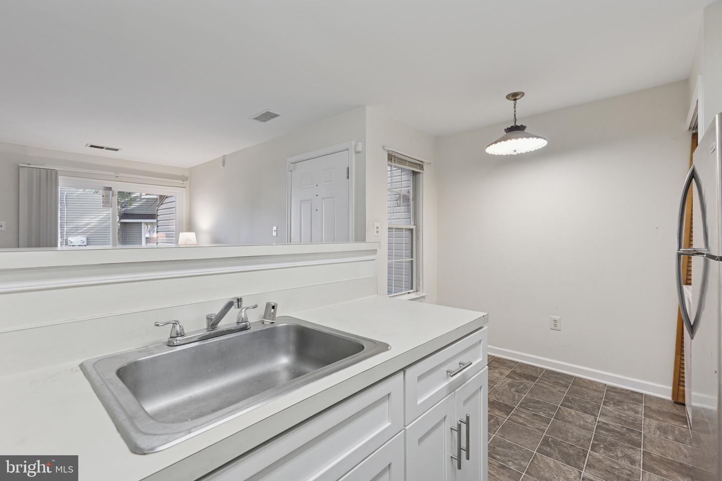 8629-B BEEKMAN PL, ALEXANDRIA, Virginia 22309, 1 Bedroom Bedrooms, ,1 BathroomBathrooms,Residential,For sale,8629-B BEEKMAN PL,VAFX2263992 MLS # VAFX2263992