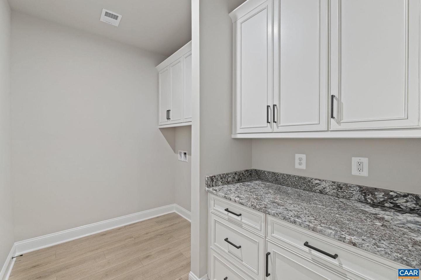 217 SPRINGDALE RD, WAYNESBORO, Virginia 22980, 3 Bedrooms Bedrooms, ,2 BathroomsBathrooms,Residential,For sale,217 SPRINGDALE RD,668364 MLS # 668364