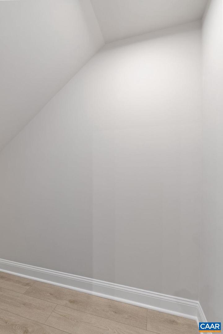 217 SPRINGDALE RD, WAYNESBORO, Virginia 22980, 3 Bedrooms Bedrooms, ,2 BathroomsBathrooms,Residential,For sale,217 SPRINGDALE RD,668364 MLS # 668364