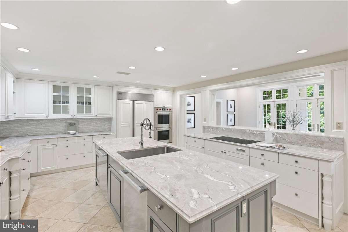 9324 GEORGETOWN PIKE, GREAT FALLS, Virginia 22066, 6 Bedrooms Bedrooms, ,7 BathroomsBathrooms,Residential,For sale,9324 GEORGETOWN PIKE,VAFX2264026 MLS # VAFX2264026